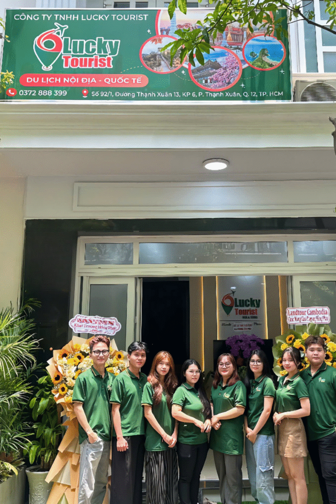 Cong ty du lich Lucky Tourist 3